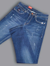 Men’s Stylish Blue Scratch-Wash Slim Fit Jeans